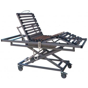 Cama asistencial con carro elevador