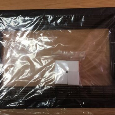 Marco Microondas Marron 3